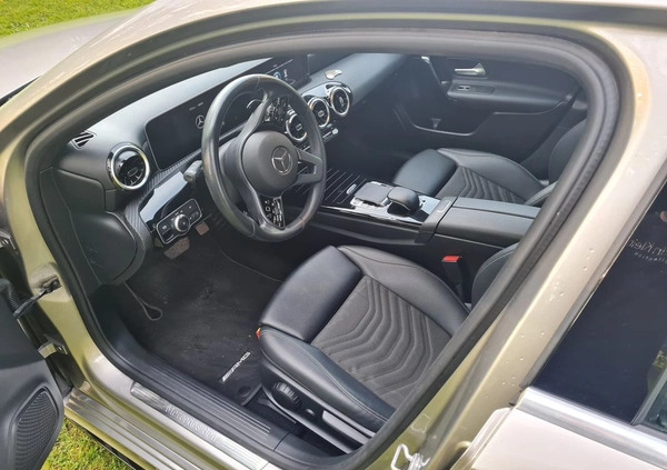 Mercedes-Benz Klasa A cena 115000 przebieg: 89700, rok produkcji 2019 z Wejherowo małe 742